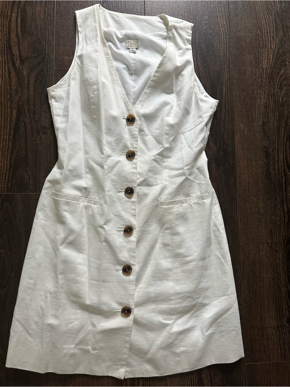 a new day White Sleeveless Button-Front Midi Dress